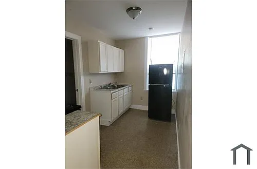 204 E Dullnig Ct Photo 1
