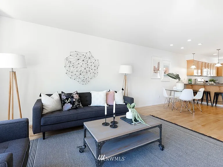 12719B Greenwood Ave N #B — Photo 8
