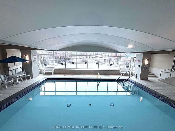 5th image of 234 Rideau St #504A
