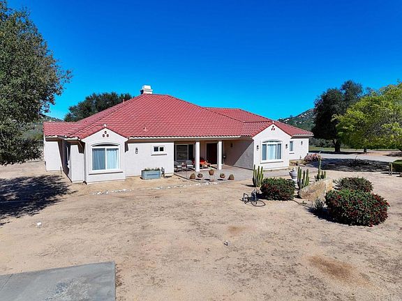 4th image of 10204 Mount Olympus Valley Rd