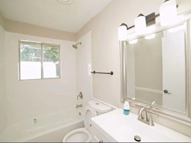 1125 N Martin Luther King Jr Rd — Photo 14