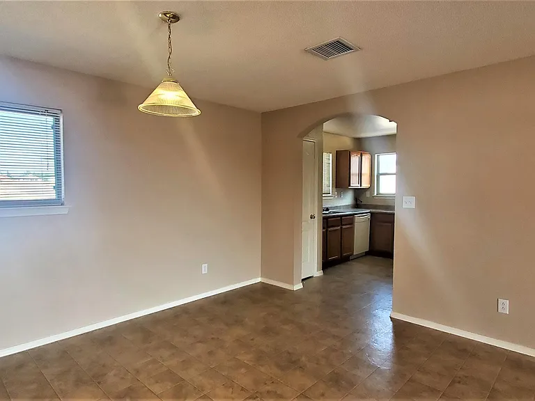 3408 Blue Earth Ln #C — Photo 6