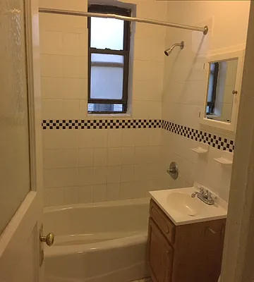 Rented by Talent Real Estate Inc. | media 4