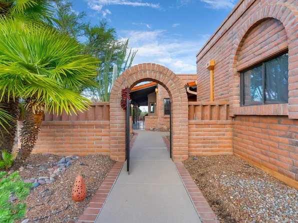1808 W Via De La Gloria, Green Valley, AZ 85622