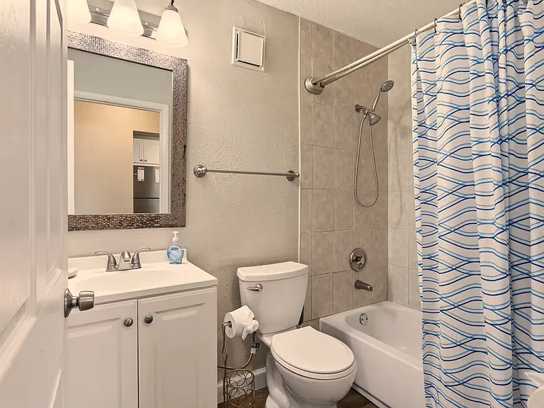 6881 Church St — Photo 14