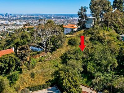 8246 Mannix Dr, Los Angeles, CA, 90046