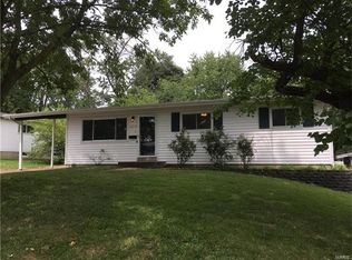 2365 Mockingbird Ln, Florissant, MO