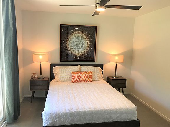 4th image of 327 S Avenue 56 APT 1