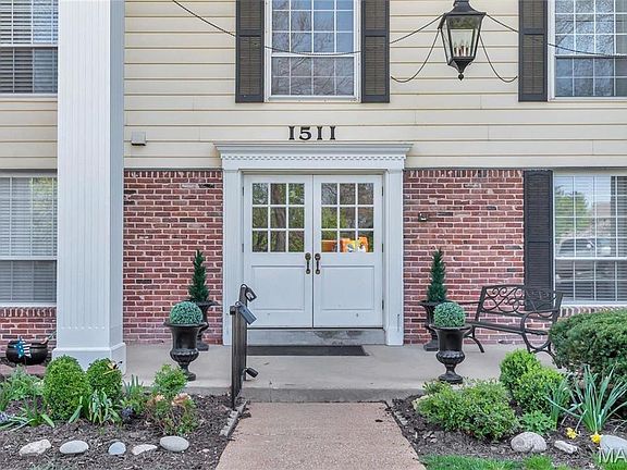 5th image of 1511 Hampton Hall Dr #19 & 20