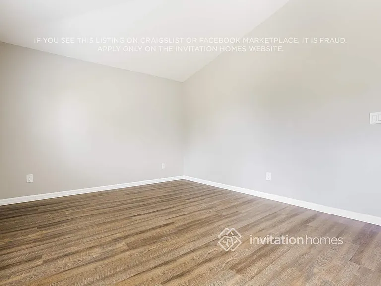 861 Dunkirk Ave NW — Photo 11