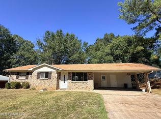 2270 Napoleon Ave, Pearl, MS 39208