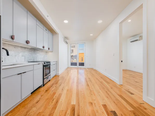 33 Franklin Street image 1 of 12