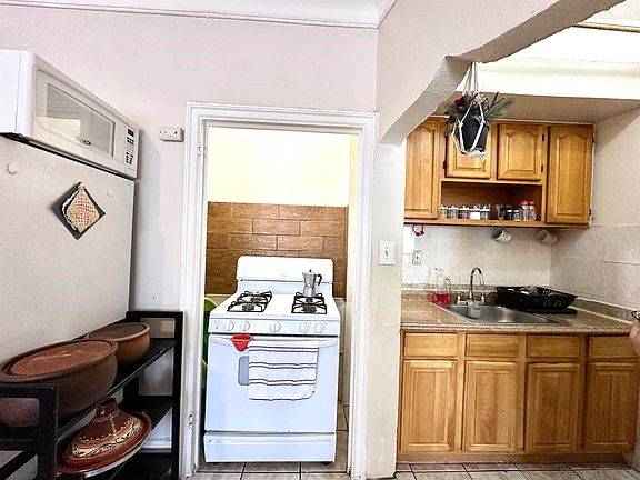 2nd image of 55 Tonnelle Ave #504