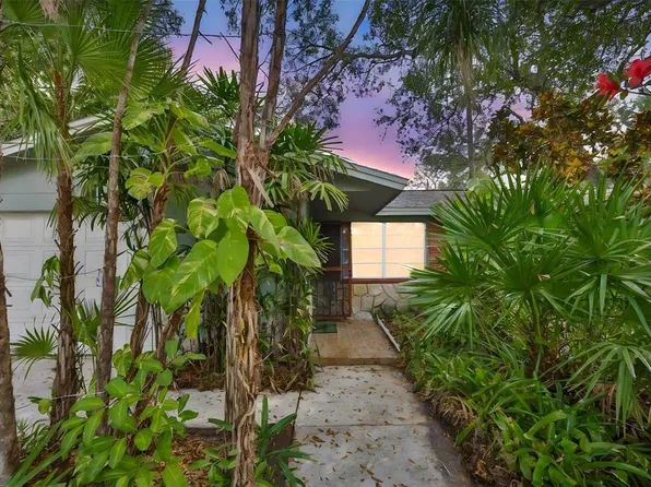 10823 106th St, Largo, FL 33773