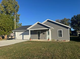 319 E Wayne St, Celina, OH 45822