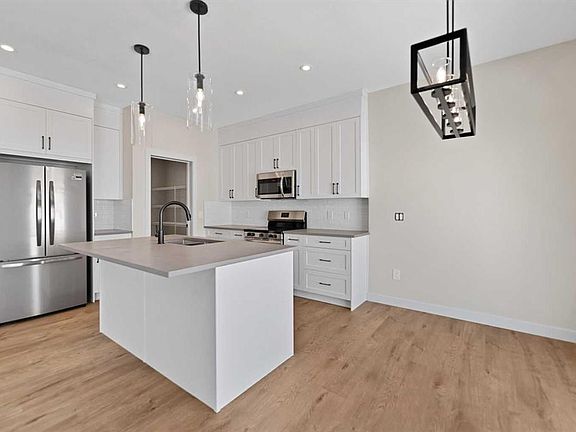 4th image of 1051 E Fowler Rd SW