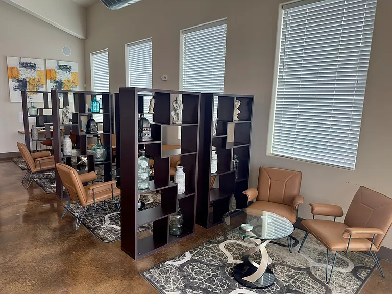 Resident's business center. A perfect spot to conduct a private meeting or do some work on your laptop