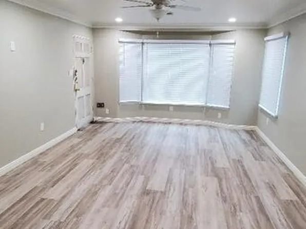 2822 W Martin Luther King Jr Blvd #2822, Los Angeles, CA 90008