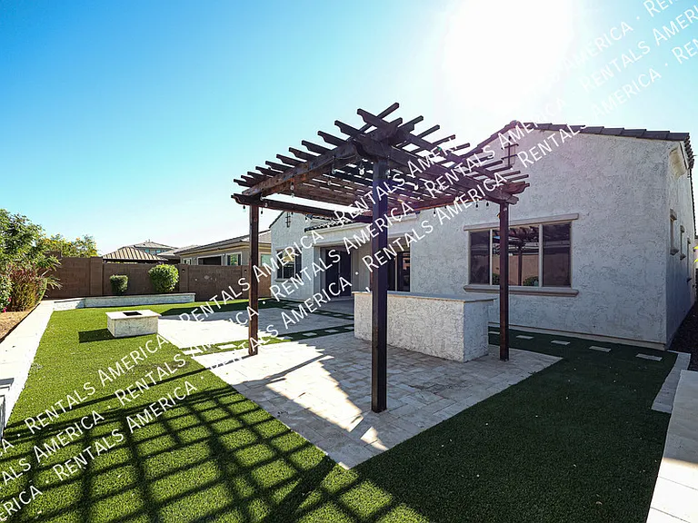 8544 W Midway Ave — Photo 38