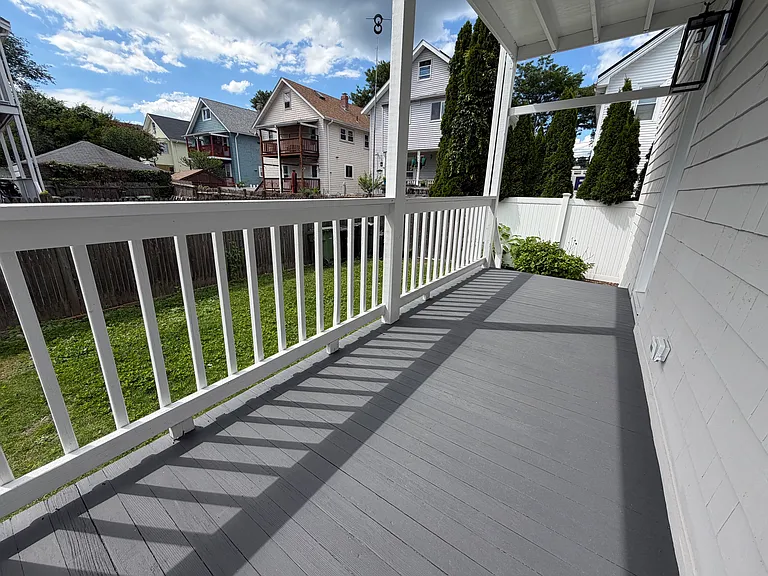 24 Louise St #24 — Photo 11