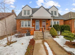 53 Paradise Rd S, Hamilton, ON L8S1S3