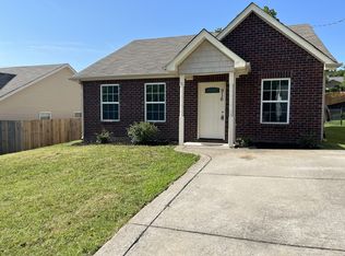 916 16th Ave E, Springfield, TN 37172