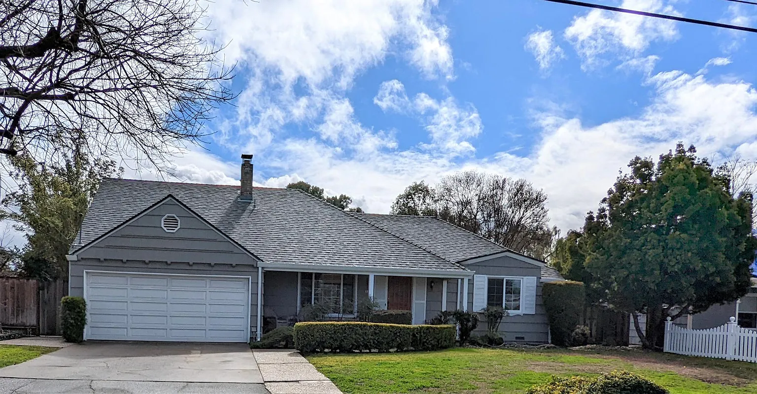 1540 Ben Roe Dr photo 1