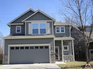 1820 Villo Woods Ct, Lawrence, KS 66044