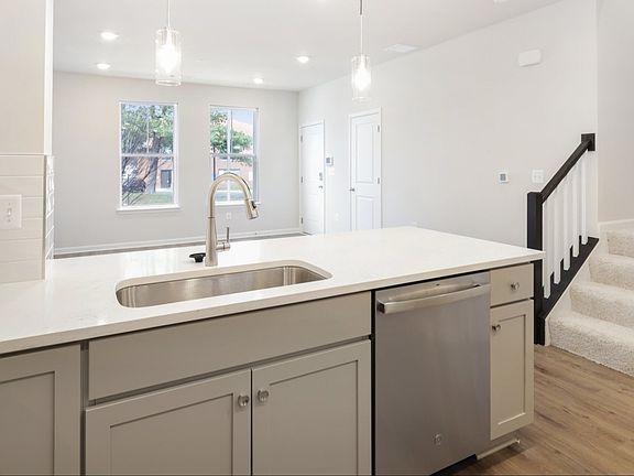 5th image of 19566 Village Walk Dr