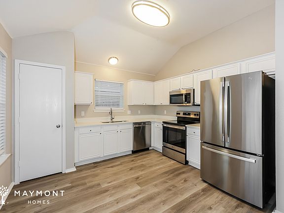 5th image of 1213 Crooked Creek Ct