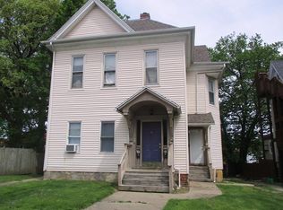 406 E Monroe St, Bloomington, IL