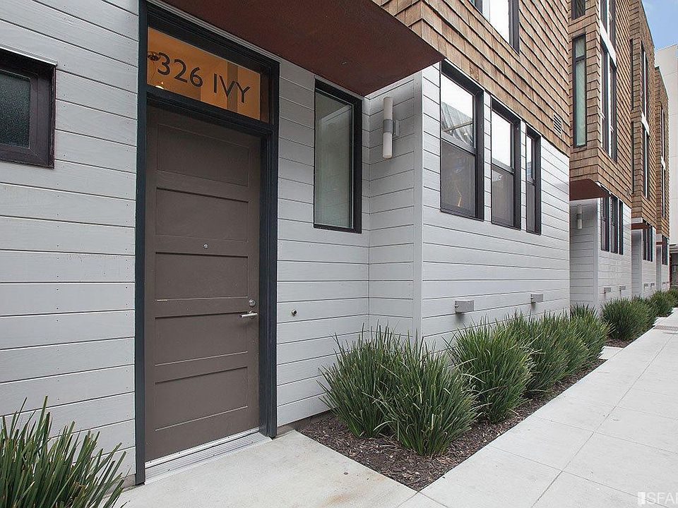 1st image of 300 Ivy St #126