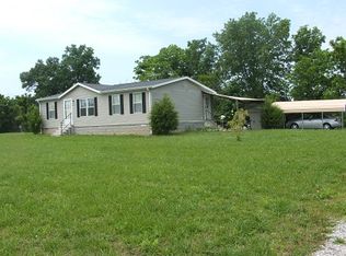 143 Stinnett Rd, Smiths Grove, KY 42171
