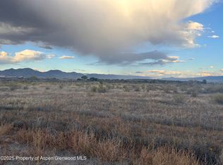 426 Crockett Cir, Rifle, CO 81650