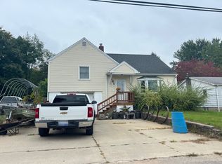 131 Cooks Lndg, Michigan Center, MI 49254