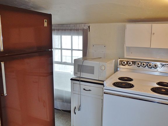 4th image of 412 W Foster Ave #A