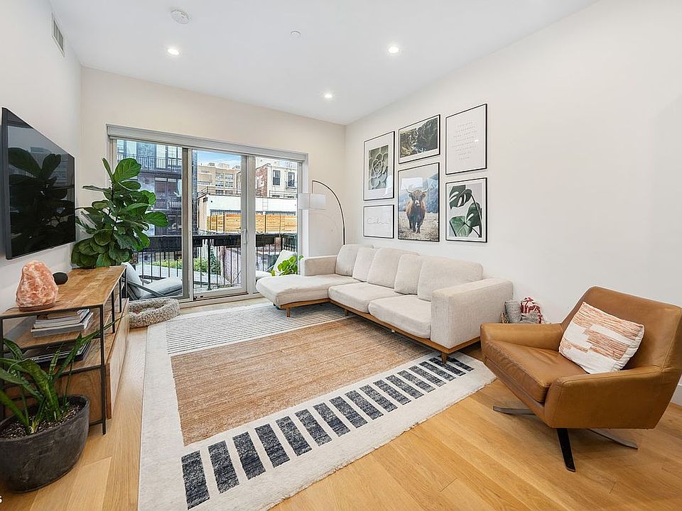 1st image of 5-26 47th Ave #2B