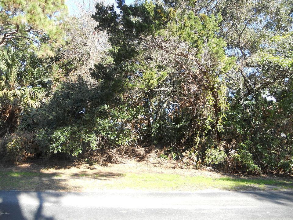 1st image of 19 Ocean Marsh Ln