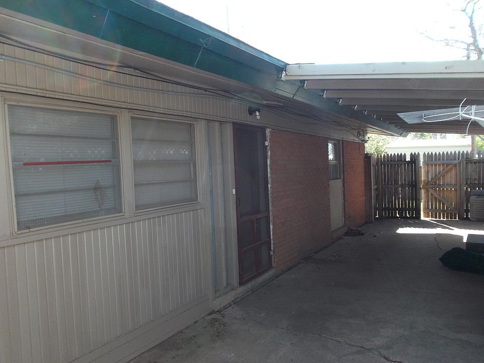 1st image of 842 Mulberry St