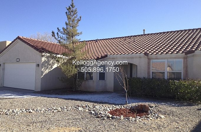 1st image of 4624 Crestridge Ave NW