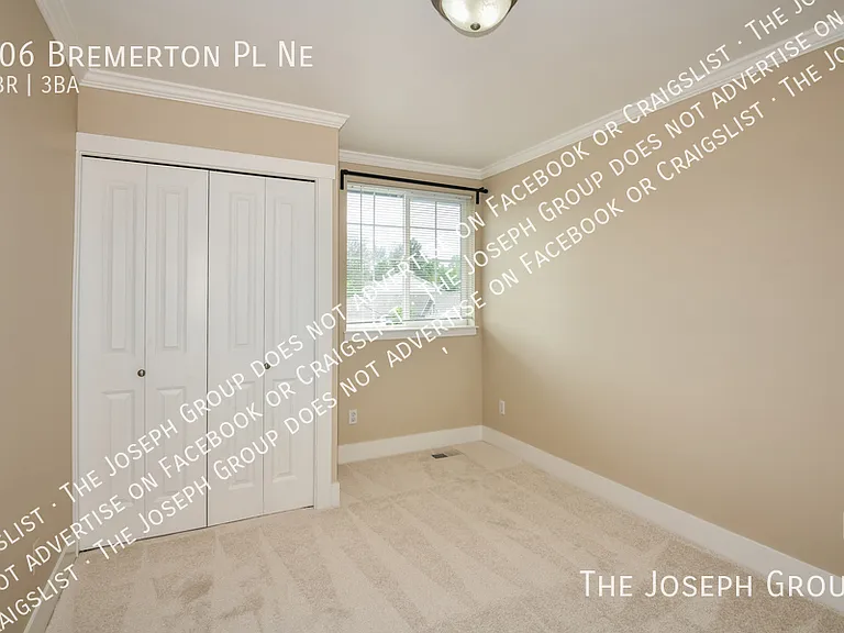 706 Bremerton Pl NE — Photo 14