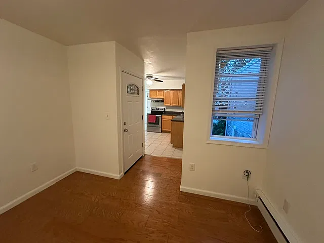 2 bed, 760 sqft, $1,150 — Photo 2