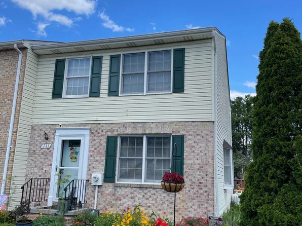 111 Equestrian Dr, Stephens City, VA 22655