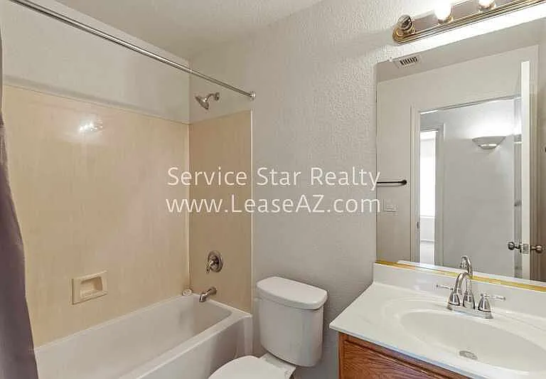 16652 W Latham St — Photo 20