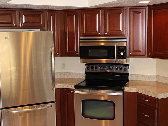 4th image of 4214 E Tanglewood Dr
