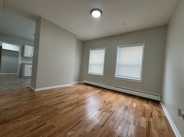 20 Maltby Pl #R2, New Haven, CT 06513