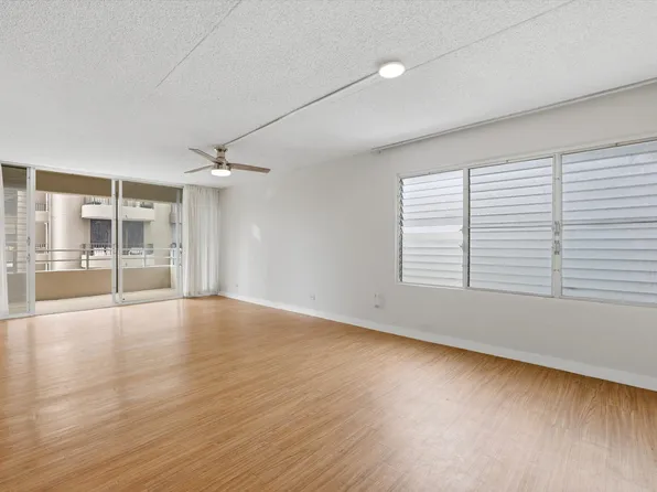 2533 Ala Wai Blvd APT 702, Honolulu, HI 96815