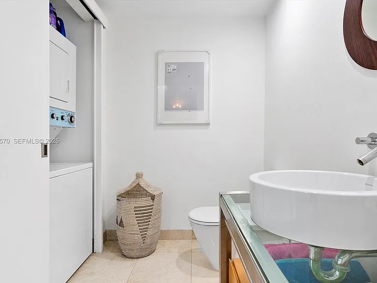 6000 Indian Creek Dr #8B — Photo 25