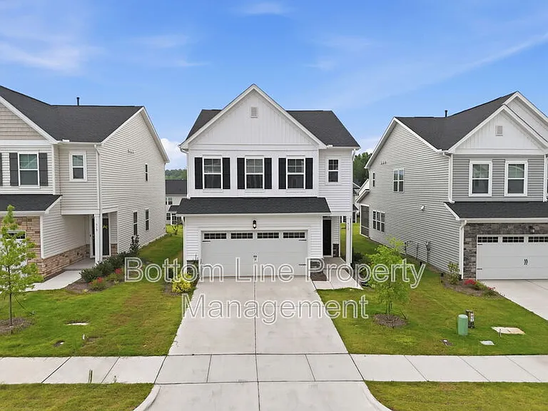 2029 Titanium Rock Rd — Photo 10