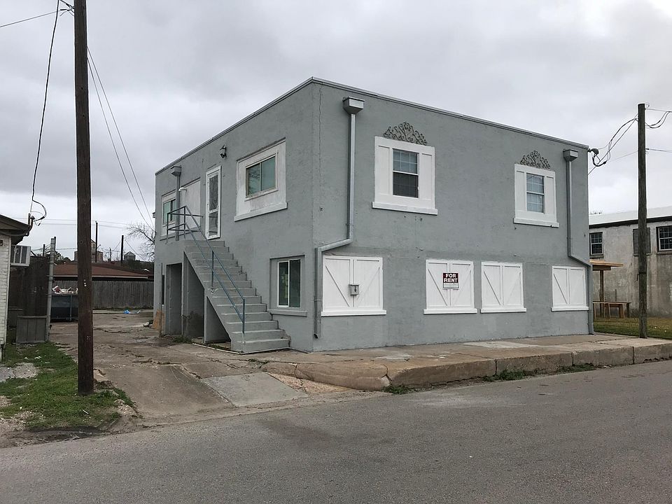 1st image of 1609 1st St #D